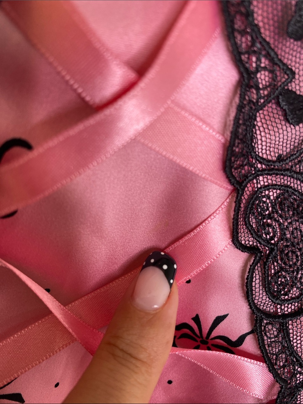 INSANE Y2K VS Pink Satin Lace-Up Corset Bustier with Black Lace Accents - Picture 8 of 9
